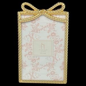 SheffieldHome - ‘Golden Bow’ metal picture frame. 4” x 6”. NWT.